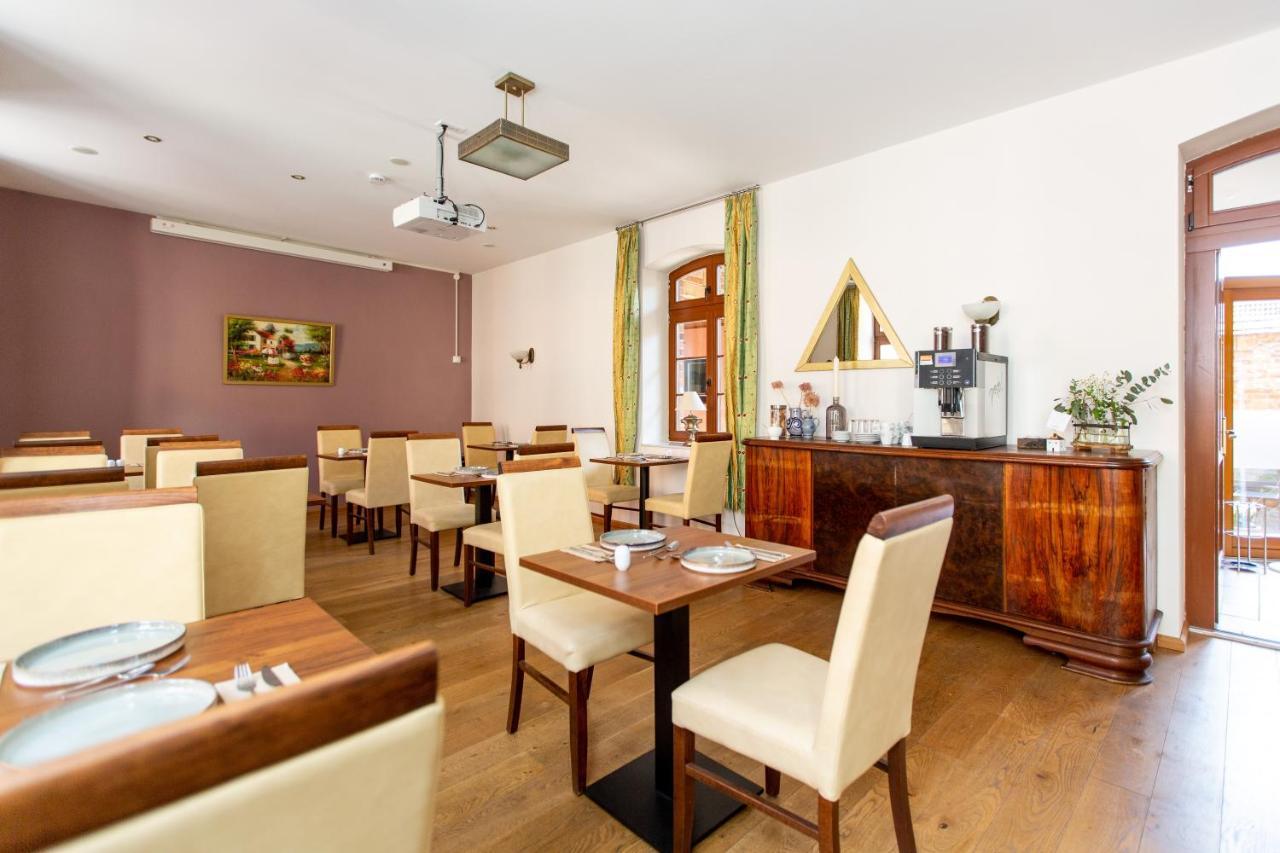 Hotel Und Restaurant Haus Sajons Plau am See Zewnętrze zdjęcie
